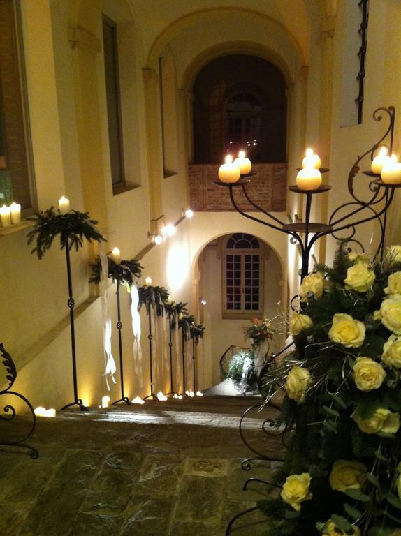 Relais Del Castello Di Oviglio Hotel Exterior photo